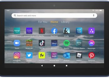 Fire 7 tablet (32 GB, Denim, Ad-Supported) + Amazon Standing Case (Denim) + Screen Protector