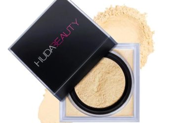 Huda Easy Bake Loose Baking & Setting Powder – Banana Bread (light, medium, and tan skin tones) –